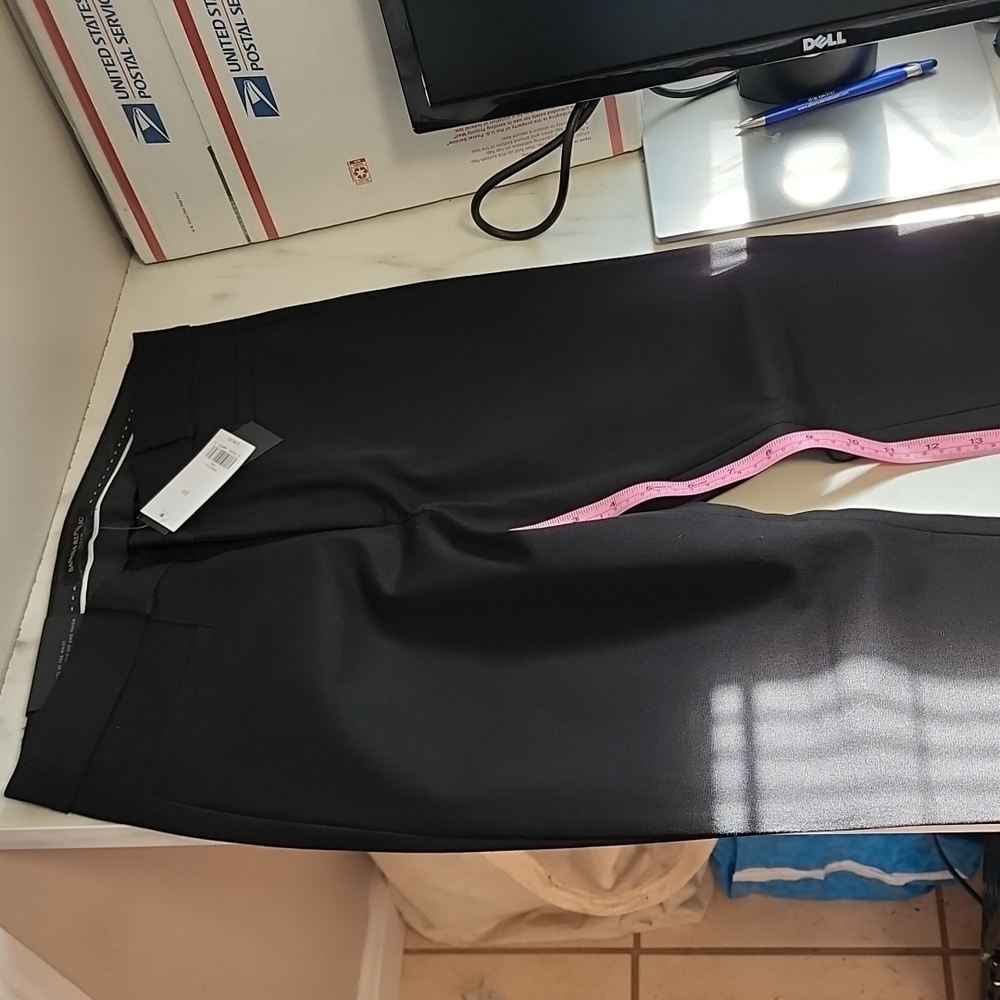 Banana Republic size 6 black washable bi stretch pants
